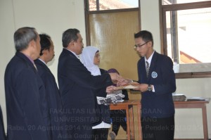 Yudisium Semester Genap Tahap II 2013-2014 FIK UM, 10-09-2014 038