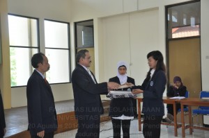 Yudisium Semester Genap Tahap II 2013-2014 FIK UM, 10-09-2014 091