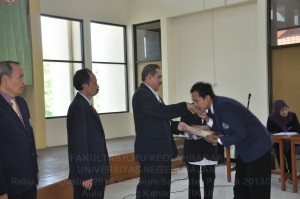Yudisium Semester Genap Tahap II 2013-2014 FIK UM, 10-09-2014 094