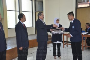 Yudisium Semester Genap Tahap II 2013-2014 FIK UM, 10-09-2014 105