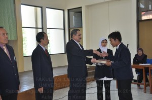 Yudisium Semester Genap Tahap II 2013-2014 FIK UM, 10-09-2014 110