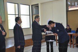 Yudisium Semester Genap Tahap II 2013-2014 FIK UM, 10-09-2014 112