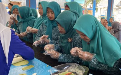 Mahasiswa dan Dosen Peminatan Gizi IKM FIK UM Berkolaborasi dengan Ibu-Ibu PKK Wonorejo untuk Pengembangan Cookies Kelor MPASI: Langkah Maju dalam Meningkatkan Gizi Anak