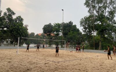 Mata Kuliah Publik Bola Voli Pantai di Universitas Negeri Malang: Kolaborasi dengan Universitas IKIP Budi Utomo Malang untuk Meningkatkan Kesehatan, Pendidikan, dan Kemitraan