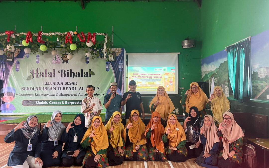 Siap Tanggap Darurat! Dosen dan Mahasiswa IKM UM Fasilitasi Guru Yayasan Al-Ma’un Bangun Budaya Keselamatan dengan Safety Management and APAR Response Training