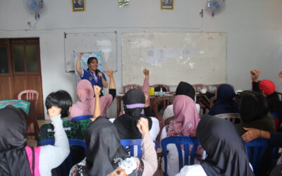TIM PENGABDIAN MASYARAKAT IKM UM GELAR SENAM SEHAT DAN SKRINING KESEHATAN UNTUK IBU-IBU PKK DI KALIREJO, MALANG “Upaya Peningkatan Literasi Kesehatan dan Pencegahan Diabetes Berbasis Komunitas”