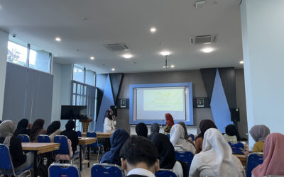 Perkuat Wawasan dan Inovasi Gizi Olahraga: Departemen Ilmu Kesehatan Masyarakat FIK UM Hadirkan Noor Rohmah Mayasari, M.PH., Ph.D. melalui Guest Lecture Pengembangan Produk Gizi Olahraga